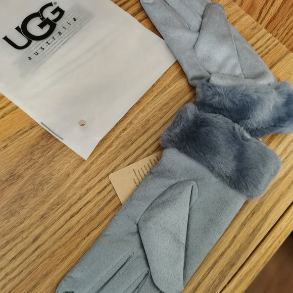 Ugg Australia Gloves Women Sheepskin - Picture 3 of 10